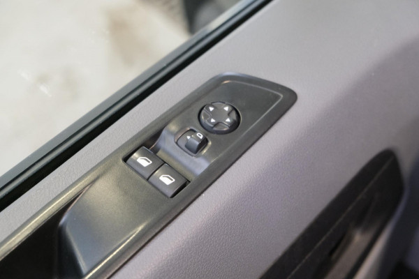 Citroën Jumpy 2.0 BlueHDI 145 M Club - N.A.P. Airco, Cruise, Trekhaak.