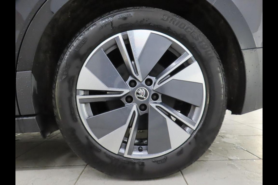 Škoda ENYAQ iV 60 SOH 89% Warmtepomp MATRIX Led Adaptive Cruise Control PDC VA+ Camera 19" LM Velgen Navi Carplay