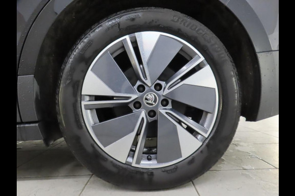 Škoda ENYAQ iV 60 SOH 89% Warmtepomp MATRIX Led Adaptive Cruise Control PDC VA+ Camera 19" LM Velgen Navi Carplay