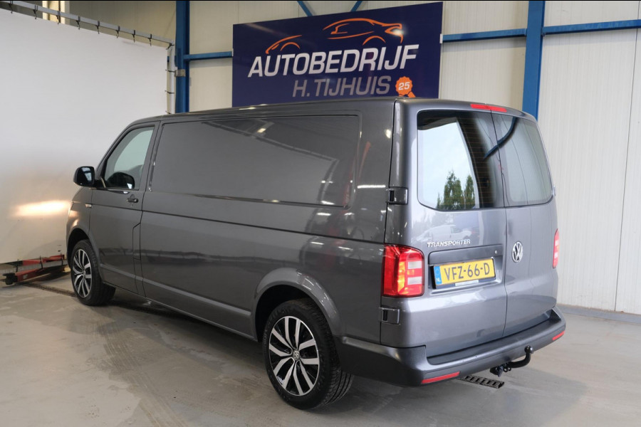 Volkswagen Transporter 2.0 TDI L2H1 150 PK - Airco, Trekhaak.