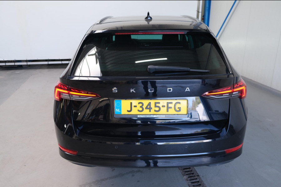 Škoda Octavia Combi 1.5 TSI First Edition - N.A.P. Airco, Cruise, Navi, PDC, Pano dak.