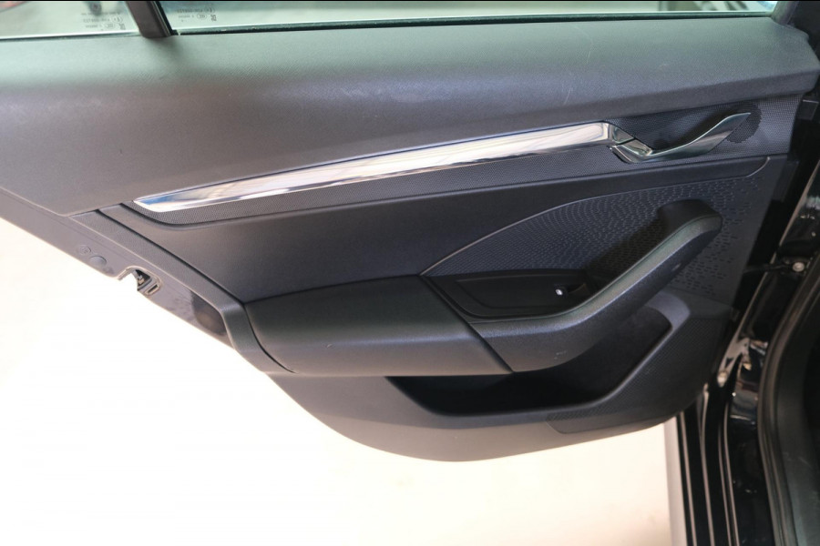 Škoda Octavia Combi 1.5 TSI First Edition - N.A.P. Airco, Cruise, Navi, PDC, Pano dak.