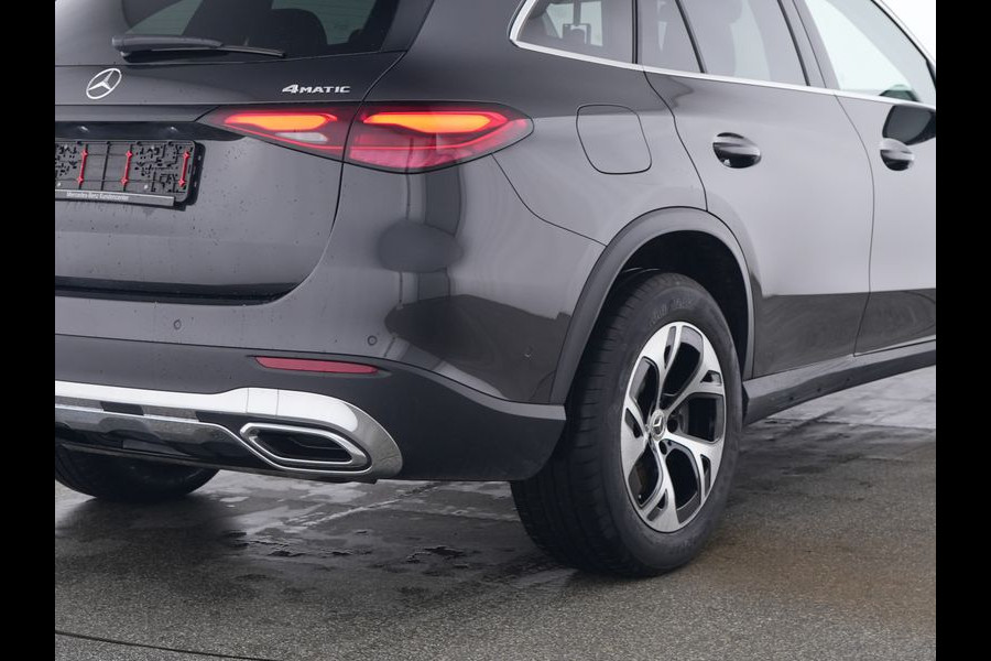 Mercedes-Benz GLC 300 e 4MATIC Plug-In Hybride Trekhaak | Rijassistentiepakket plus | Parkeerpakket met 360°-camera | Memory Voorstoelen | Stoel en Stuurverwarming. Inclusief 24 maanden MB Certified garantie voor Europa.