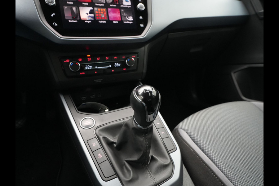 Seat Arona 1.0 TSI 95pk Style Business Intense Navigatie Camera Acc Keyless Carplay 283