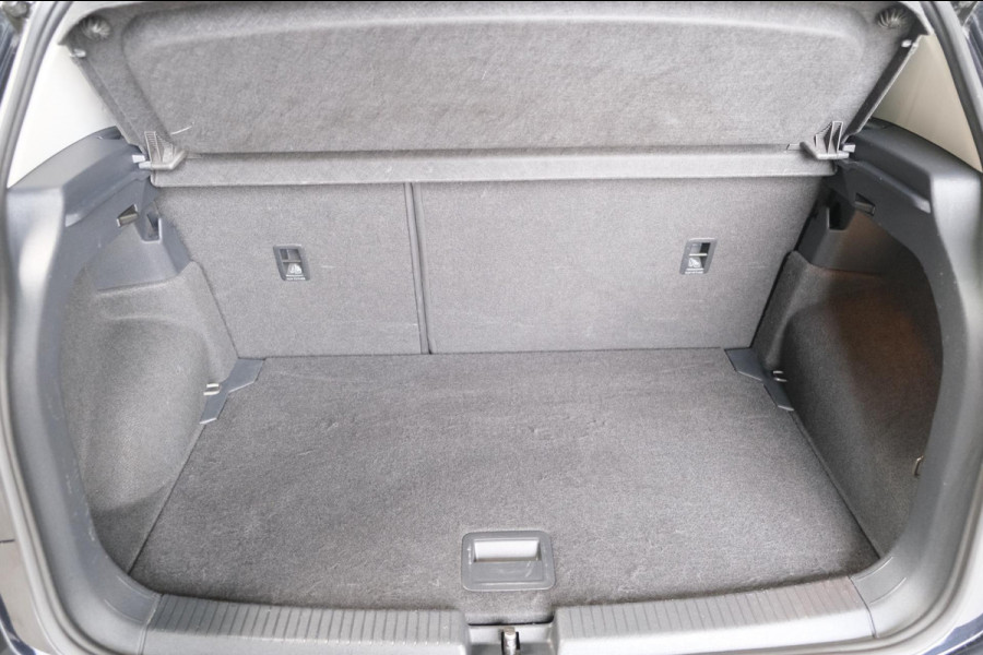 Volkswagen T-Cross 1.0 TSI Life - N.A.P. Airco, Cruise, Navi, PDC, Camera.