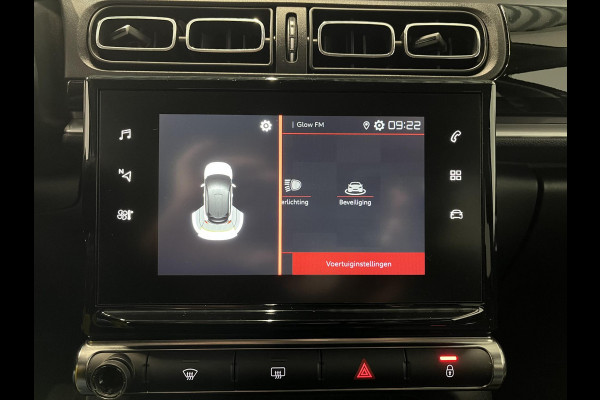 Citroën C3 1.2 PureTech Max Automaat  Airco Navigatie d.m.v.Apple carplay / Android Auto Parksensoren Lichtmetalen Velgen