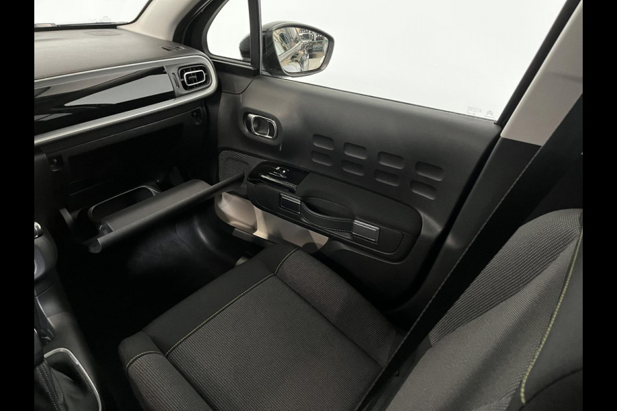 Citroën C3 1.2 PureTech Max Automaat  Airco Navigatie d.m.v.Apple carplay / Android Auto Parksensoren Lichtmetalen Velgen