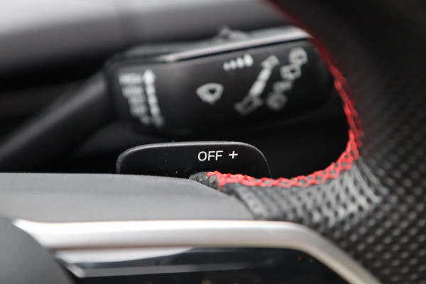 Volkswagen Golf 2.0 TSI GTI Clubsport / PANODAK / KEYLESS / IQ / ACC / CAMERA