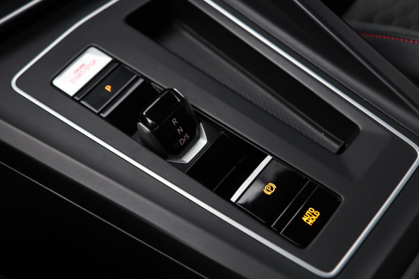 Volkswagen Golf 2.0 TSI GTI Clubsport / PANODAK / KEYLESS / IQ / ACC / CAMERA