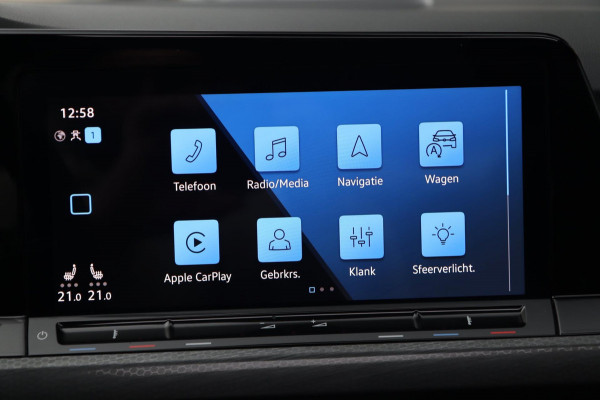 Volkswagen Golf 2.0 TSI GTI Clubsport / PANODAK / KEYLESS / IQ / ACC / CAMERA