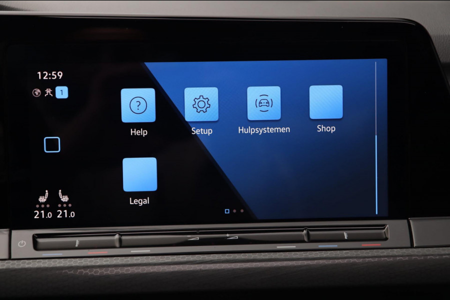 Volkswagen Golf 2.0 TSI GTI Clubsport / PANODAK / KEYLESS / IQ / ACC / CAMERA