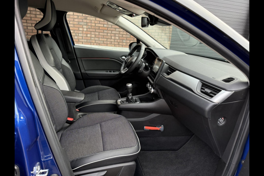 Renault Captur 1.0 TCe 90 Intens / NAVI + Camera / NIEUWE ALL-Season / Clima / PDC Voor + Achter / Veiligsheid-Pakket / 1e Eigenaa