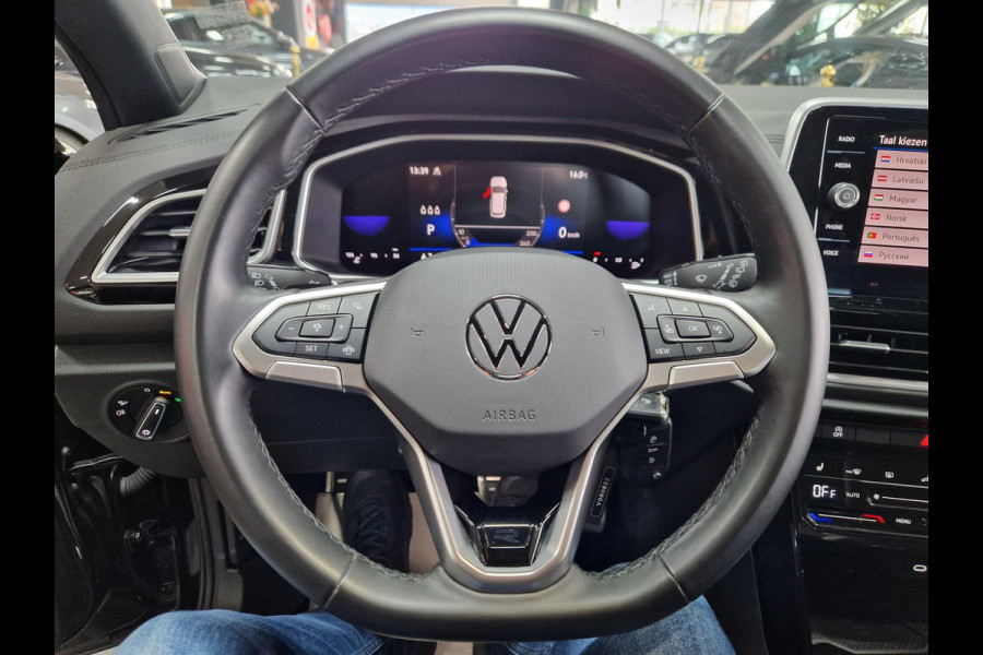 Volkswagen T-Roc 2.0 TDI DSG 150PK R-Line /IQ Light /IQ Drive /1e eigenaar