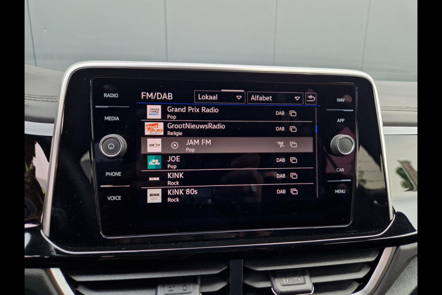 Volkswagen T-Roc 2.0 TDI DSG 150PK R-Line /IQ Light /IQ Drive /1e eigenaar