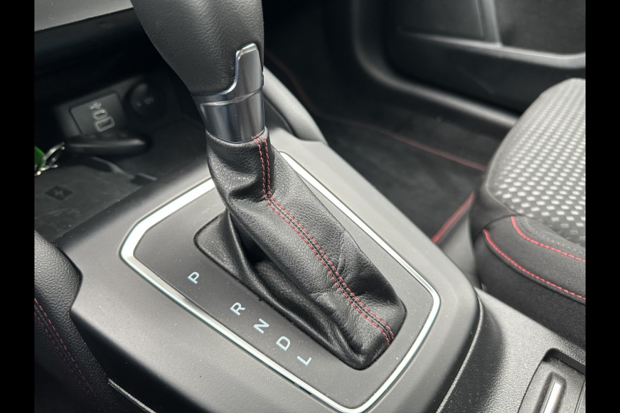 Ford Focus 1.0 EBH ST Line X TREKHAAK! DRIVERPACK! WINTERPACK!