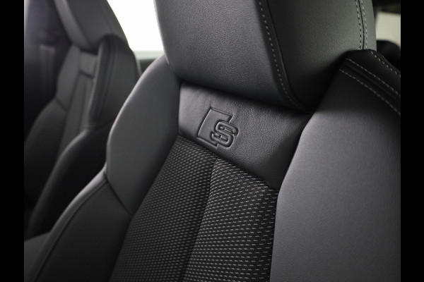 Audi Q4 e-tron 45 S edition Competition e-tron 82 kWh 286 pk | Assistentiepakket plus | Comfortpakket plus | Ambient verlichting | Optiekpakket zwart plus |