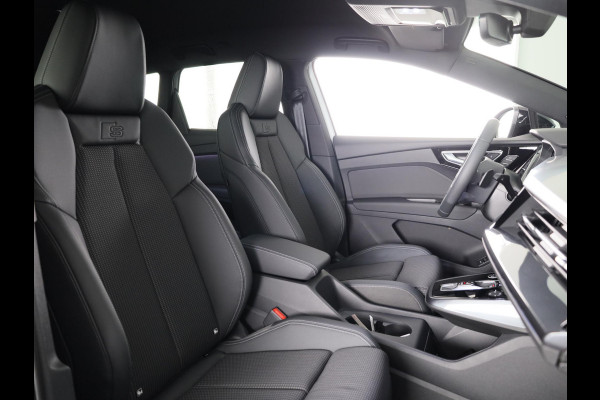 Audi Q4 e-tron 45 S edition Competition e-tron 82 kWh 286 pk | Assistentiepakket plus | Comfortpakket plus | Ambient verlichting | Optiekpakket zwart plus |
