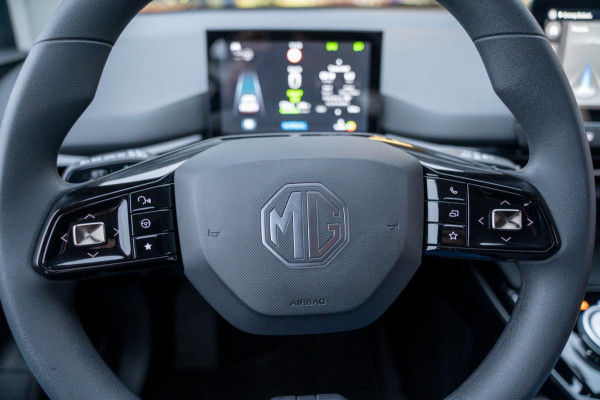 MG Mg4 electric Standard 51 kWh|Prijs rijklaar incl 12 mnd garantie|Ledverlichting Keyless LMV 17"