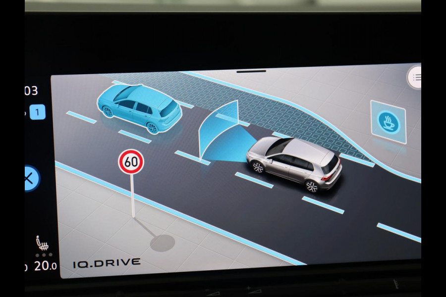 Volkswagen Golf 1.4 eHybrid GTE | Stoelverarming | Trekhaak | Carplay | Adaptive cruise | 18'' | Sportstoelen | Navigatie | Sfeerverlichting | Climate control | Parkeerhulp | PHEV | Plug In