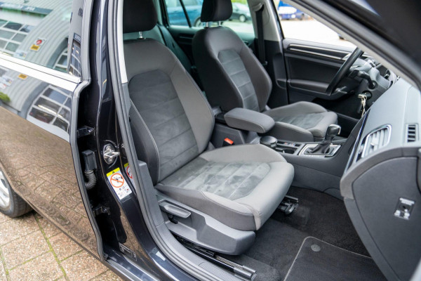 Volkswagen Golf Variant 1.5 TSI DSG Highline Business |Prijs rijklaar incl 12 mnd garantie|Trekhaak Winterpakket Navi Blindspot