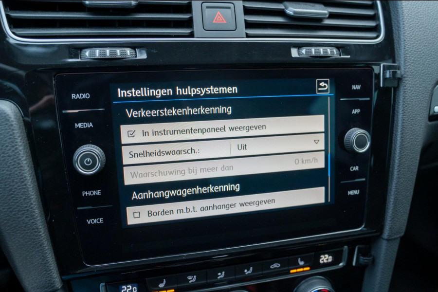 Volkswagen Golf Variant 1.5 TSI DSG Highline Business |Prijs rijklaar incl 12 mnd garantie|Trekhaak Winterpakket Navi Blindspot