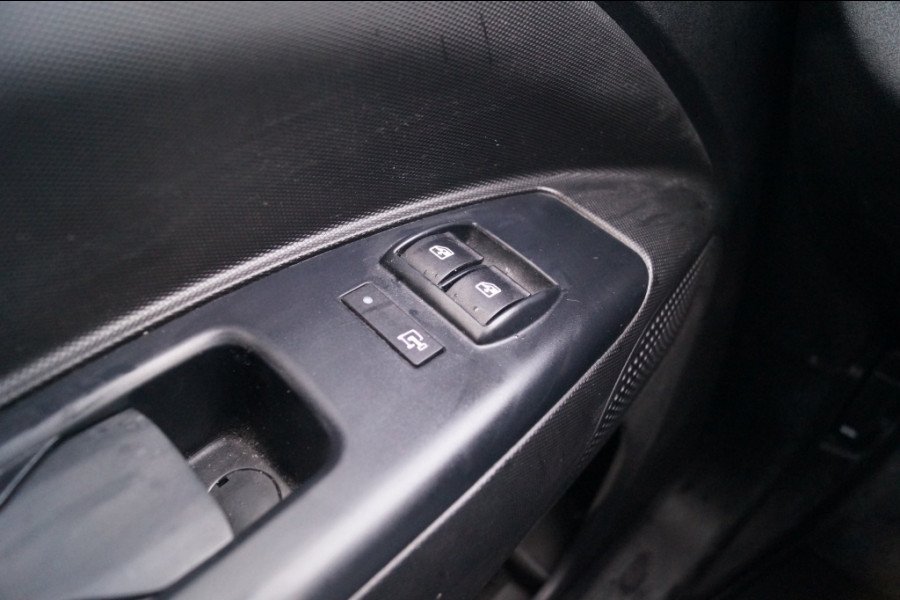 Opel Combo 1.3 CDTi 95pk Sport L2-H1 -AIRCO-PDC-CRUISE-