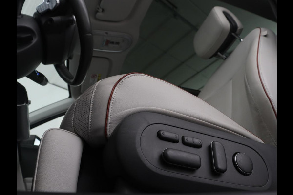 Hyundai IONIQ 5 Lounge 73kWh | Panoramadak | Stoelventilatie | Leder | Head-Up | Warmtepomp | 360 Camera | Achterbankverwarming | Adaptive cruise | Navigatie | Full LED | Carplay