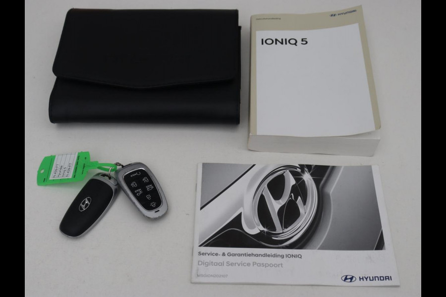 Hyundai IONIQ 5 Lounge 73kWh | Panoramadak | Stoelventilatie | Leder | Head-Up | Warmtepomp | 360 Camera | Achterbankverwarming | Adaptive cruise | Navigatie | Full LED | Carplay