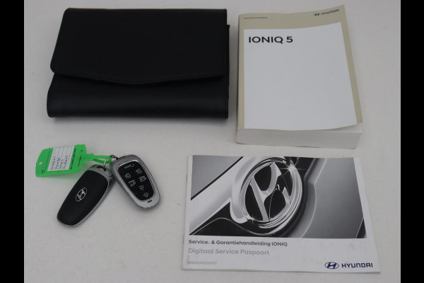 Hyundai IONIQ 5 Lounge 73kWh | Panoramadak | Stoelventilatie | Leder | Head-Up | Warmtepomp | 360 Camera | Achterbankverwarming | Adaptive cruise | Navigatie | Full LED | Carplay