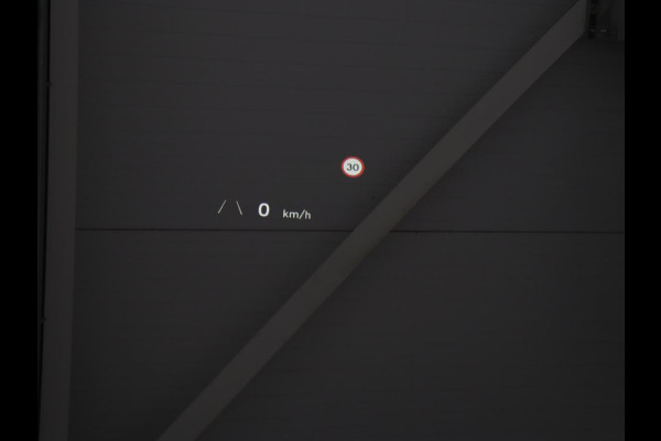 Hyundai IONIQ 5 Lounge 73kWh | Panoramadak | Stoelventilatie | Leder | Head-Up | Warmtepomp | 360 Camera | Achterbankverwarming | Adaptive cruise | Navigatie | Full LED | Carplay