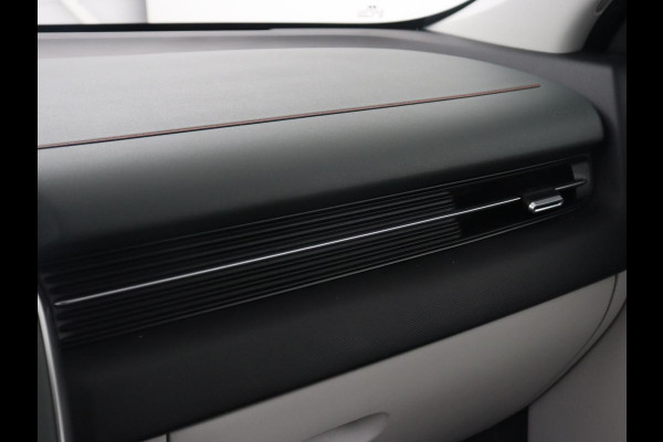 Hyundai IONIQ 5 Lounge 73kWh | Panoramadak | Stoelventilatie | Leder | Head-Up | Warmtepomp | 360 Camera | Achterbankverwarming | Adaptive cruise | Navigatie | Full LED | Carplay