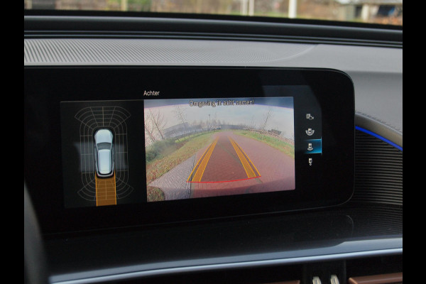 Mercedes-Benz EQC 400 4MATIC Business Solution 80 kWh | Camera | Trekhaak | Sfeerverlichting | Apple Carplay |
