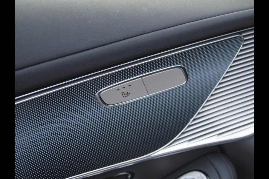 Mercedes-Benz EQC 400 4MATIC Business Solution 80 kWh | Camera | Trekhaak | Sfeerverlichting | Apple Carplay |