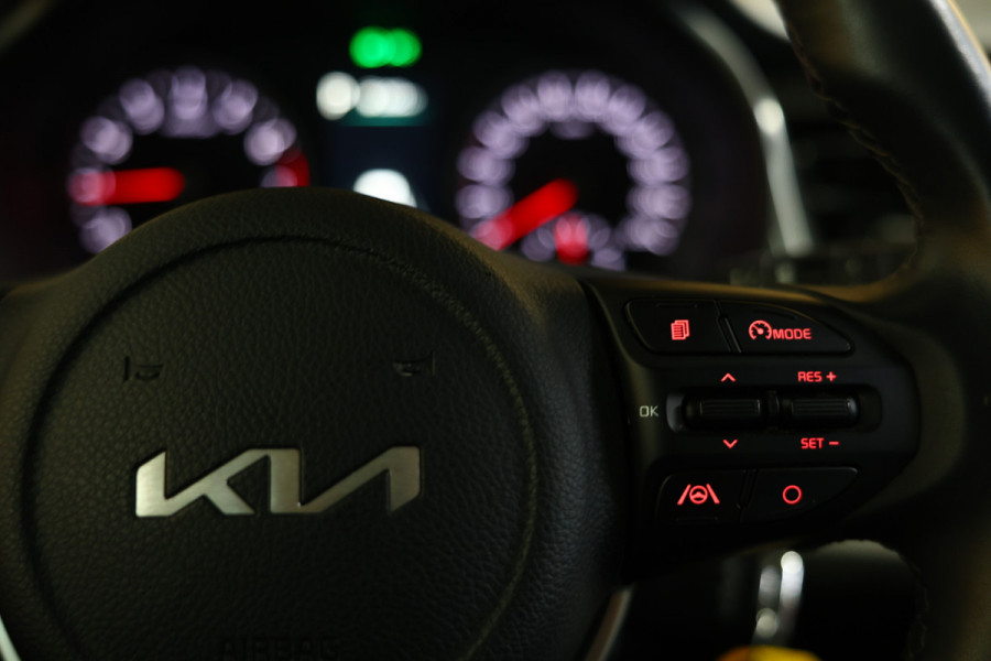 Kia Stonic 1.0 T-GDi MHEV DynamicLine AUT CARPLAY DAB STUUR/STOELVW '23