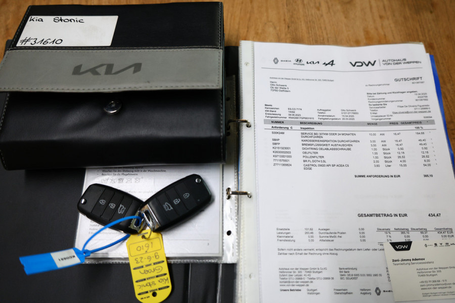 Kia Stonic 1.0 T-GDi MHEV DynamicLine AUT CARPLAY DAB STUUR/STOELVW '23