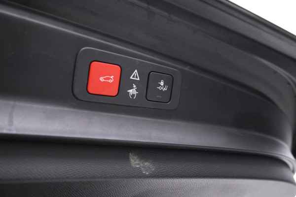 Peugeot 5008 1.5 BlueHDI Blue Lease Premium Avantage Nieuwe DB-riem, apple carplay, climate,