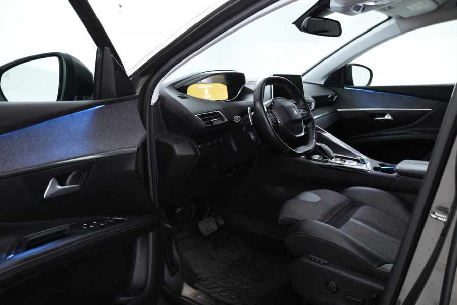 Peugeot 5008 1.5 BlueHDI Blue Lease Premium Avantage Nieuwe DB-riem, apple carplay, climate,