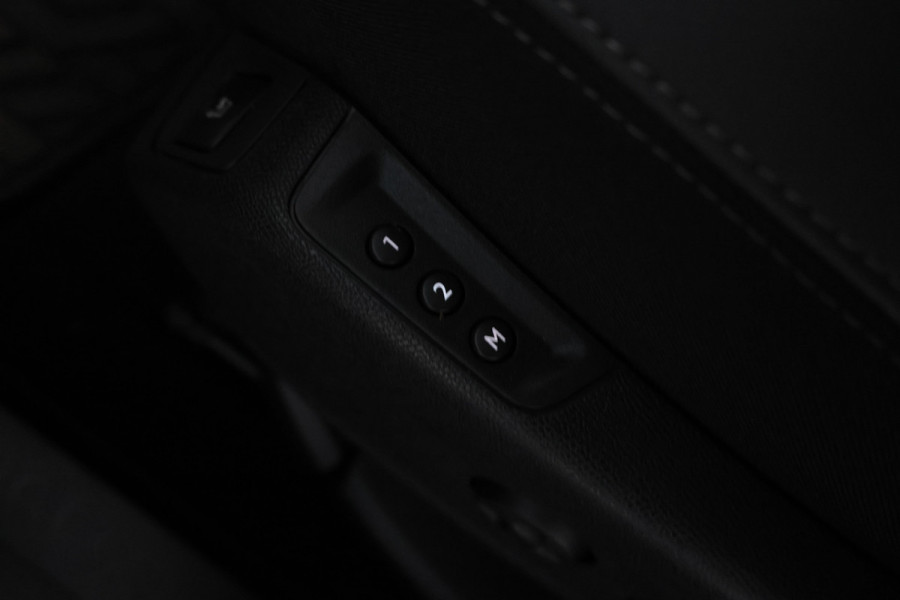 Peugeot 5008 1.5 BlueHDI Blue Lease Premium Avantage Nieuwe DB-riem, apple carplay, climate,