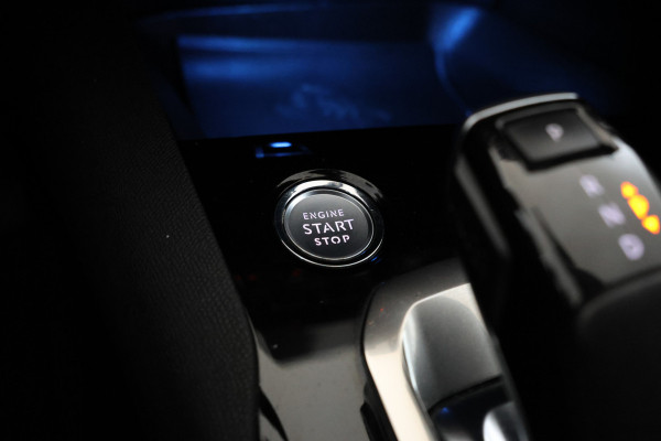 Peugeot 5008 1.5 BlueHDI Blue Lease Premium Avantage Nieuwe DB-riem, apple carplay, climate,