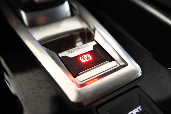 Peugeot 5008 1.5 BlueHDI Blue Lease Premium Avantage Nieuwe DB-riem, apple carplay, climate,