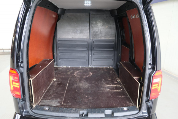 Volkswagen Caddy 2.0 TDI L1H1 BMT Highline Automaat - N.A.P. Airco, Cruise, PDC, Trekhaak.