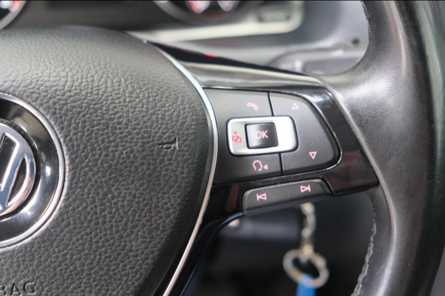 Volkswagen Caddy 2.0 TDI L1H1 BMT Highline Automaat - N.A.P. Airco, Cruise, PDC, Trekhaak.