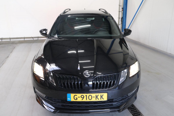 Škoda Octavia Combi 1.5 TSI Greentech Sport Business - N.A.P. Airco, Cruise, Navi, PDC, Trekhaak.