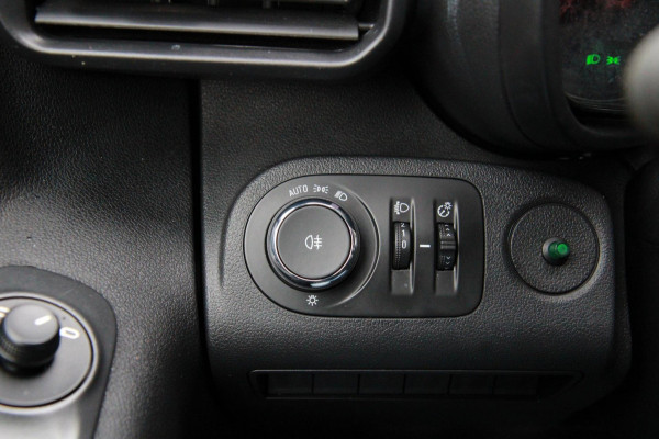 Opel Combo 1.2 Turbo L2H1 Edition Benzine / Trekhaak / App connect / PDC