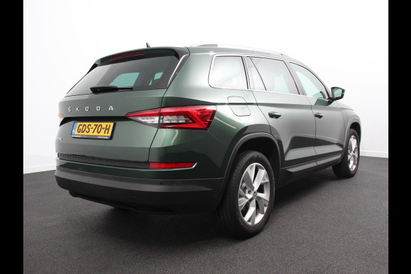 Škoda Kodiaq 1.5 TSI 150pk DSG Style 7p. | Navigatie | Apple Carplay/Android Auto | Adaptive Cruise Control | Parkeersensor achter | Stoel- en stuurverwarming | Ledverlichting | Getinte ramen | Climate Control Prijs Incl. BOVAG Garantie