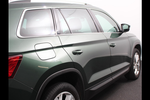 Škoda Kodiaq 1.5 TSI 150pk DSG Style 7p. | Navigatie | Apple Carplay/Android Auto | Adaptive Cruise Control | Parkeersensor achter | Stoel- en stuurverwarming | Ledverlichting | Getinte ramen | Climate Control Prijs Incl. BOVAG Garantie