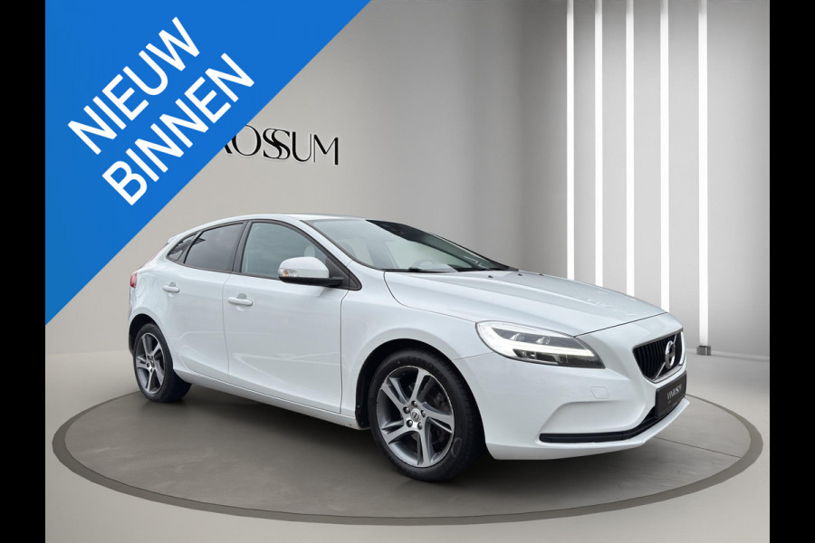 Volvo V40 2.0 T2 Kinetic | Camera + Sensoren | Navigatie | L.M.Velg | 17"Velg | Led koplampen |