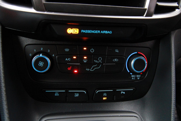 Ford Transit Connect 1.5 EcoBlue L2 Trend 120PK Automaat / Camera / Trekhaak / 3 zits