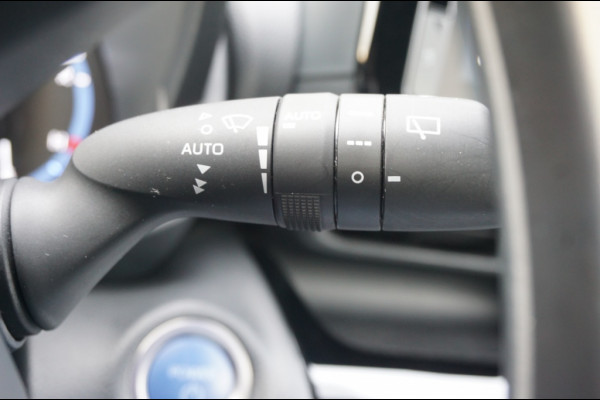 Toyota Yaris Cross 1.5 Hybrid Dynamic AUTOMAAT | ADAP CRUISE | CLIMA