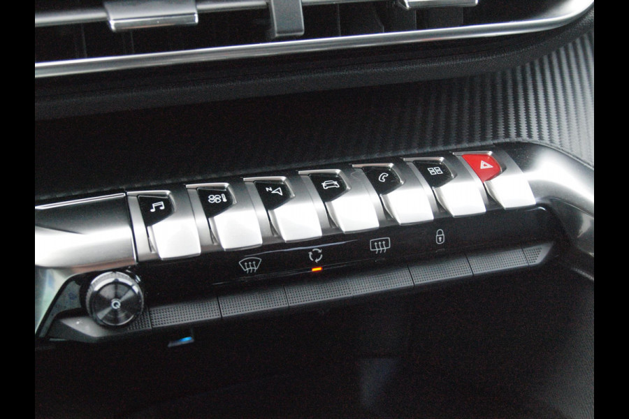 Peugeot 3008 1.2 PureTech Active | Apple Carplay | Camera | Cruise Control | Trekhaak | Automaat | NL-Auto |